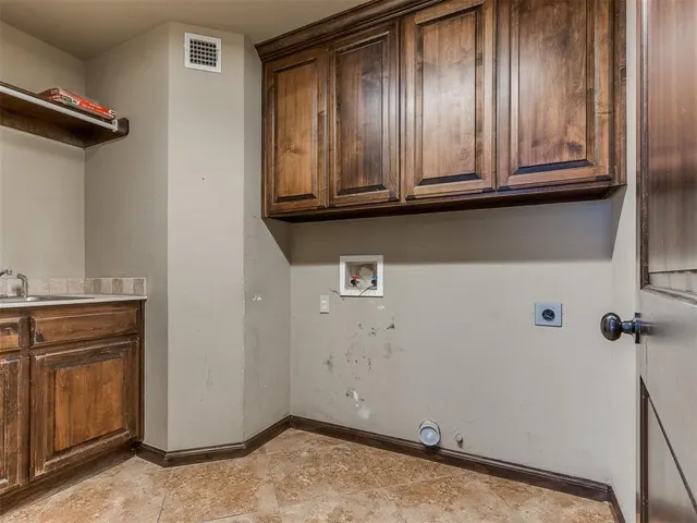 Photo 5 — 1524 SW 132nd Street, Oklahoma City, OK 73170
