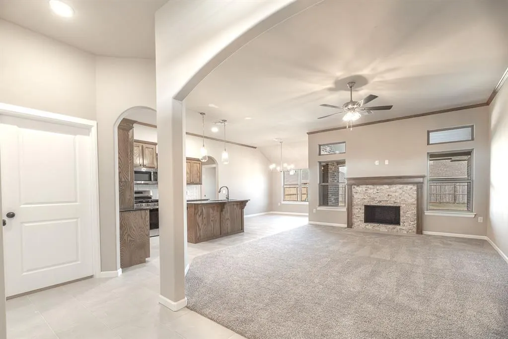 Photo 3 — 4533 Adobe Court, Yukon, OK 73099