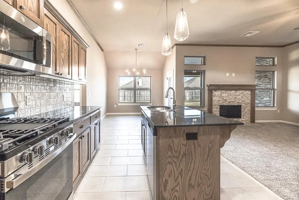 Photo 8 — 4533 Adobe Court, Yukon, OK 73099