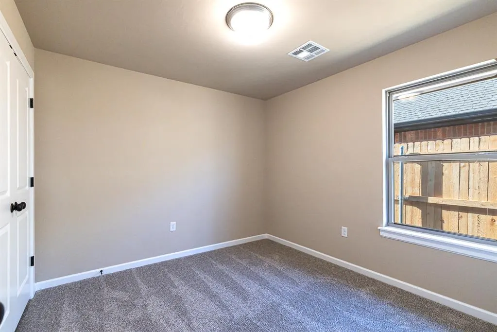 Photo 12 — 4533 Adobe Court, Yukon, OK 73099
