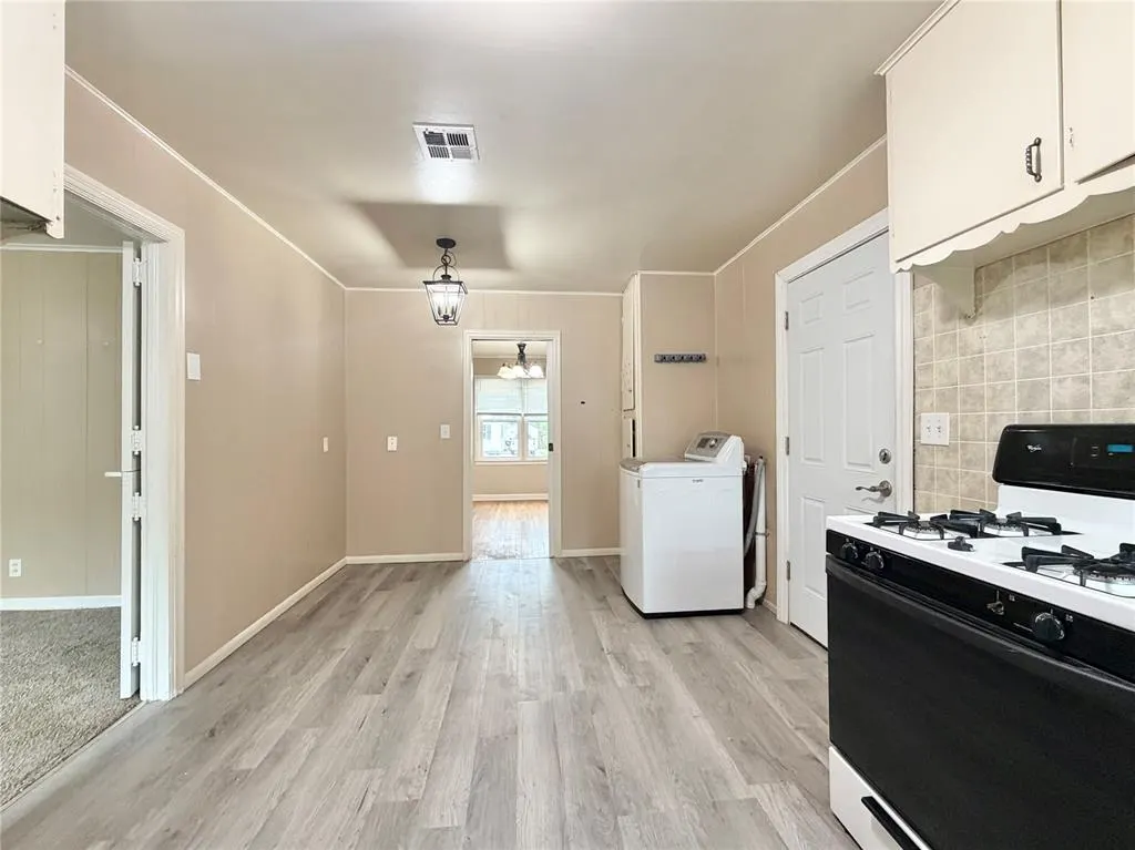 Photo 13 — 118 W Franklin Street, Shawnee, OK 74804