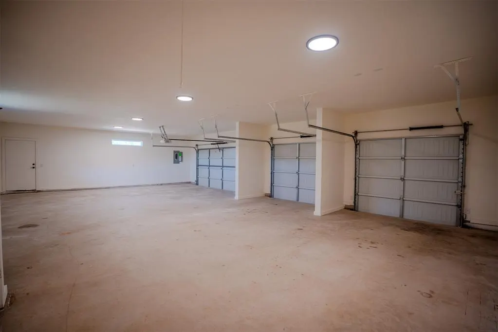 Photo 26 — 1907 Kalidy Drive, Choctaw, OK 73020