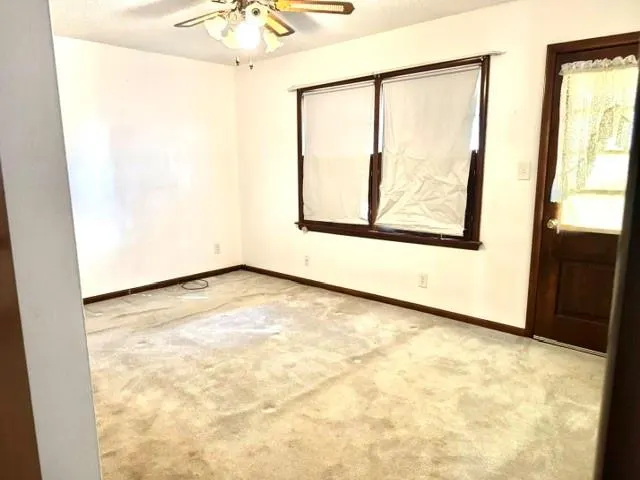 Photo 4 — 128 W Jarman Drive, Oklahoma City, OK 73110