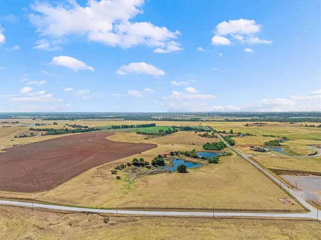 Photo 3 — 3500 NE Hefner Road, El Reno, OK 73036
