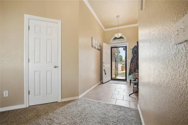 Photo 8 — 8133 Woodhue Drive, Oklahoma City, OK 73135