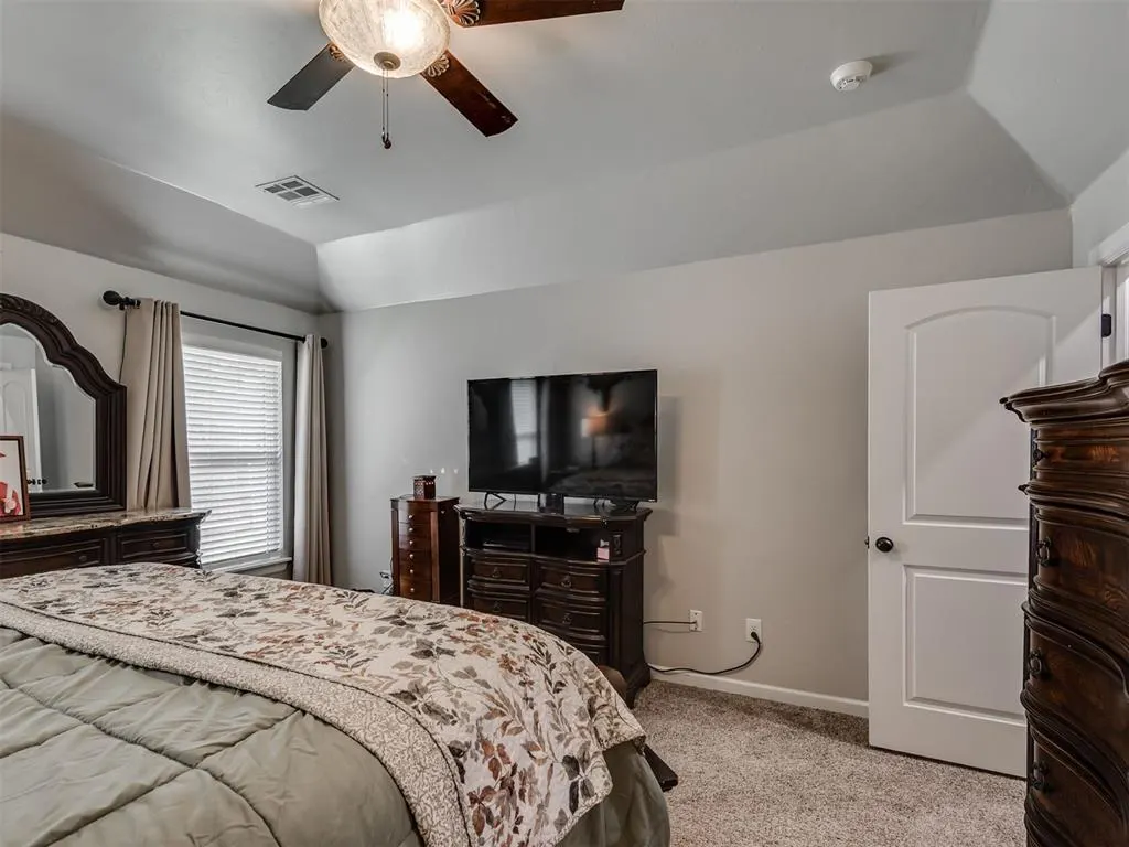 Photo 19 — 2416 Creek Side Circle, Oklahoma City, OK 73160