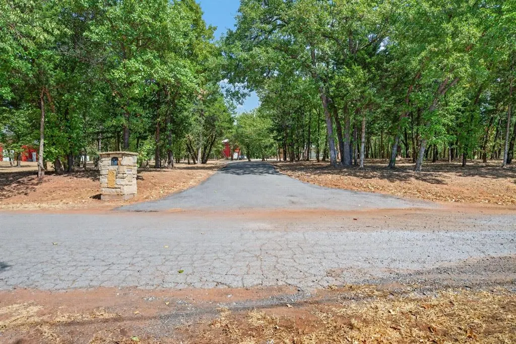 Photo 3 — 11170 Cindy Lane, Guthrie, OK 73044