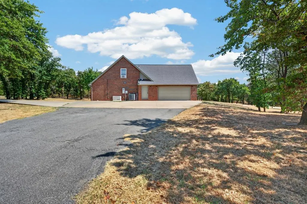Photo 4 — 11170 Cindy Lane, Guthrie, OK 73044