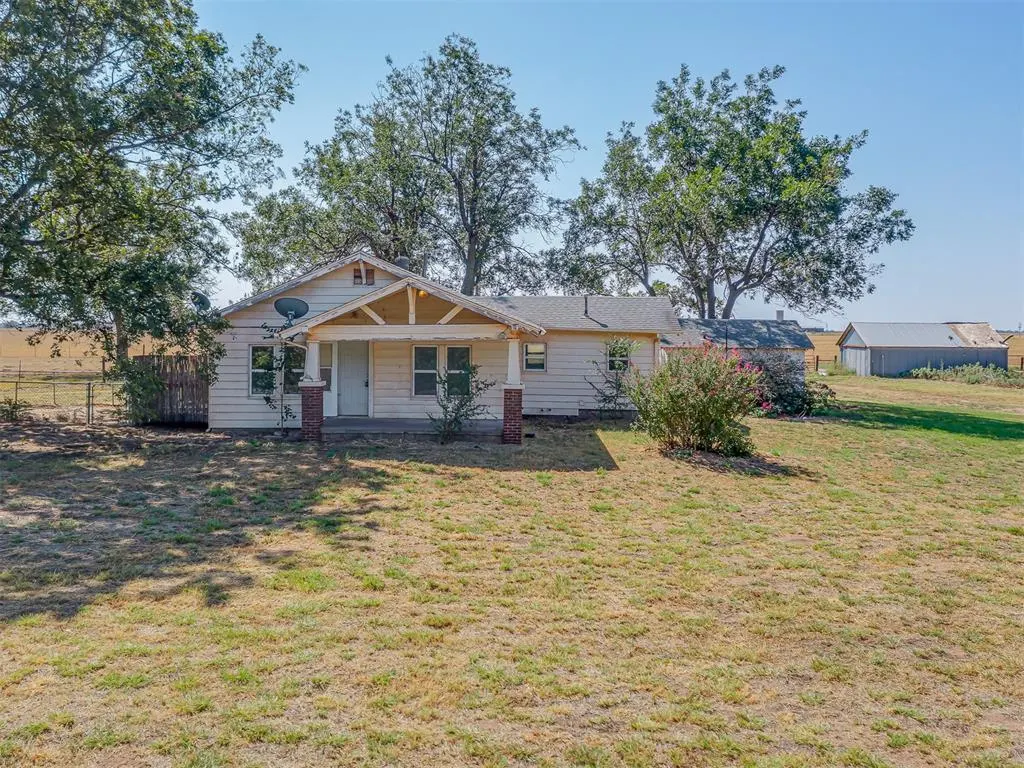 Photo 2 — 18198 E 680 Road, Crescent, OK 73028