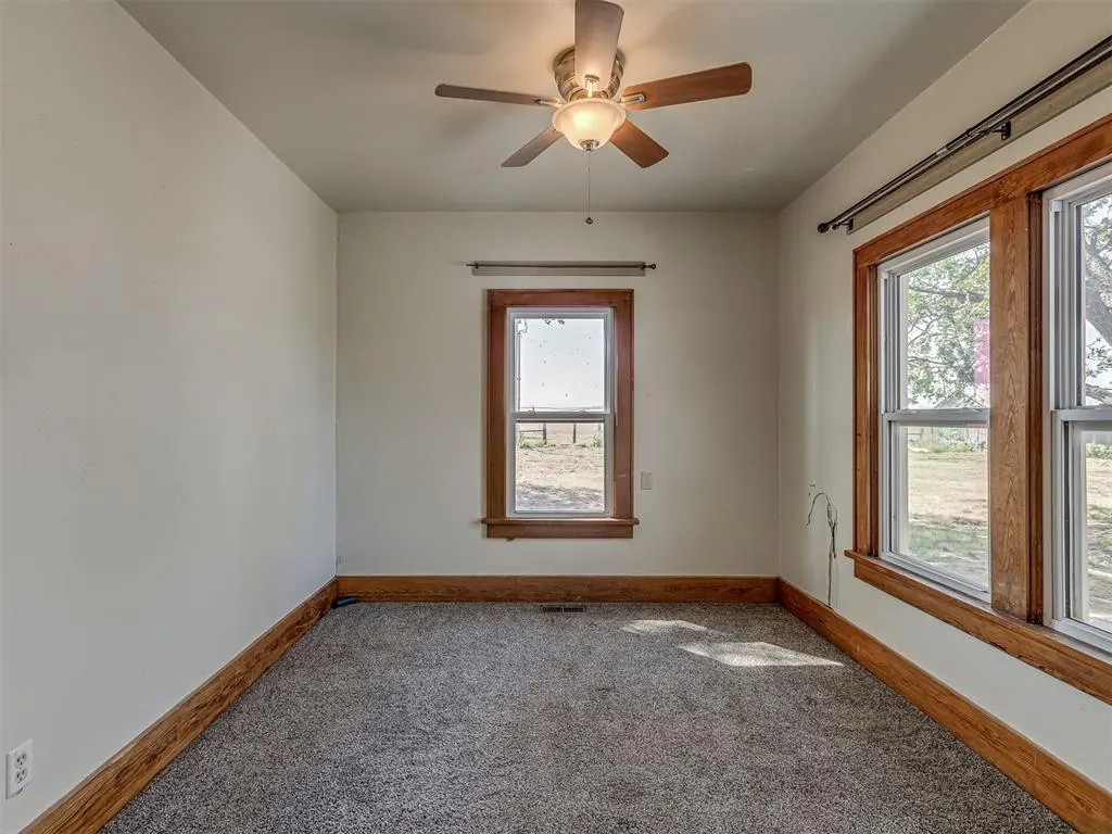 Photo 19 — 18198 E 680 Road, Crescent, OK 73028