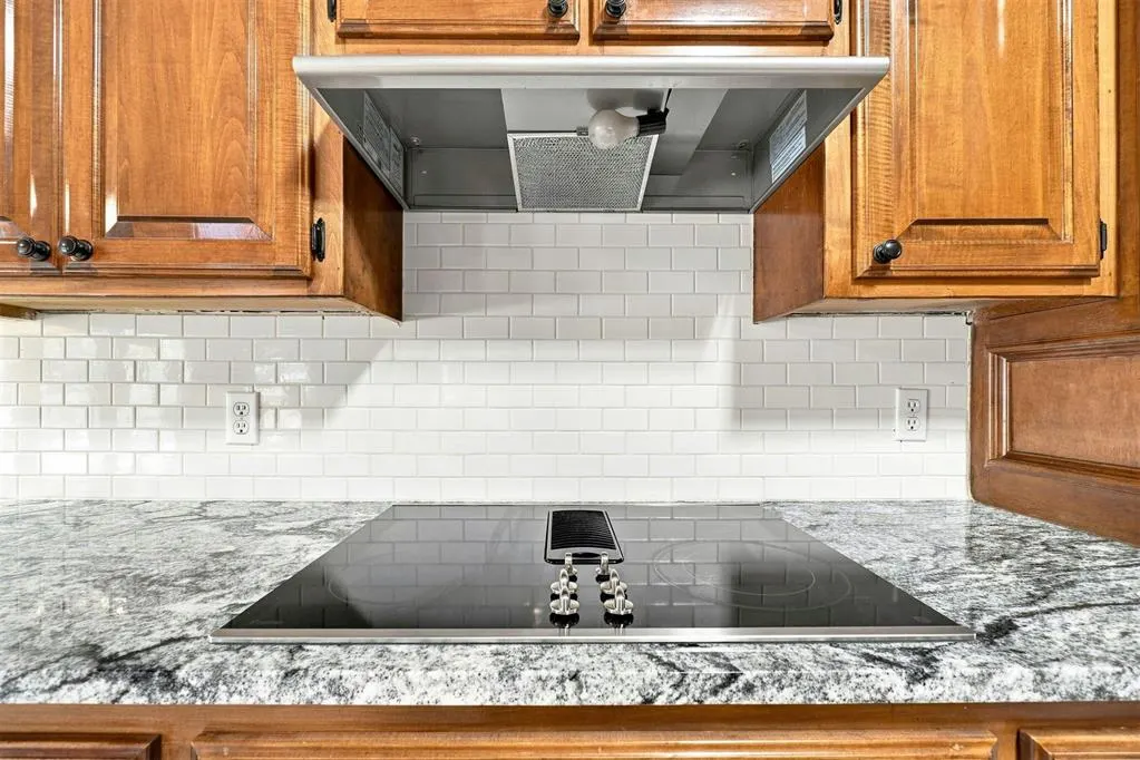 Photo 17 — 1607 SW Edward Circle, Lawton, OK 73505