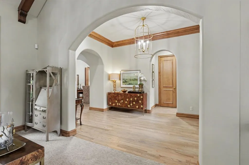 Photo 10 — 15013 Dourdan Court, Oklahoma City, OK 73142