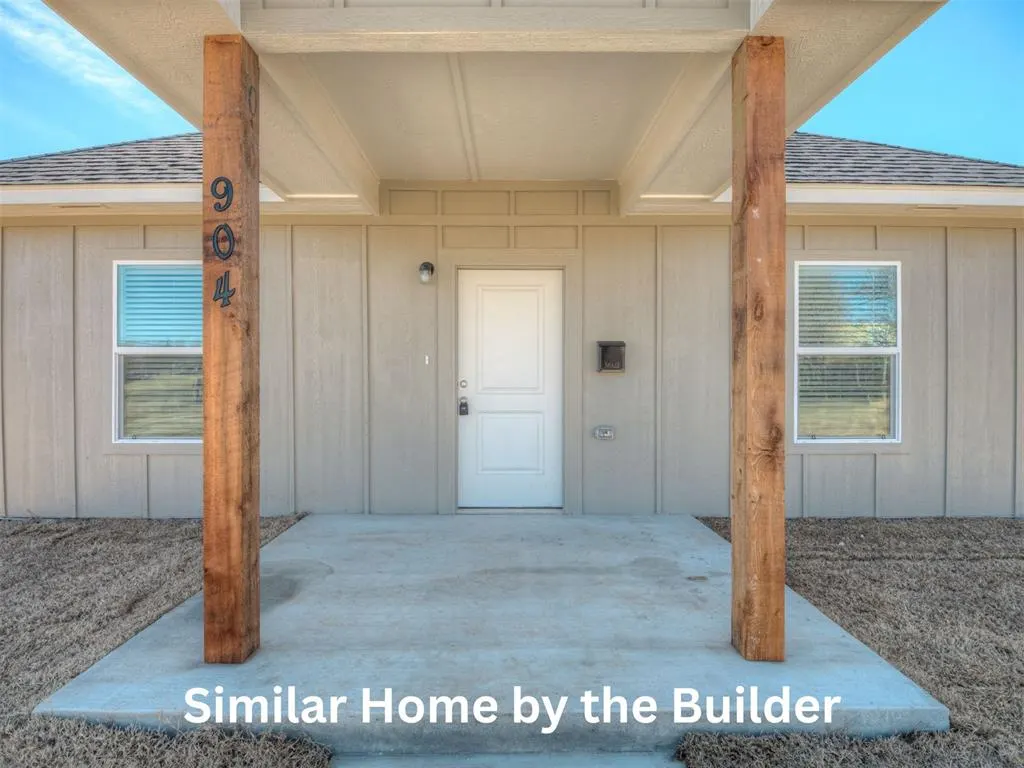 Photo 4 — 1723 SW 13th Street, Lawton, OK 73501