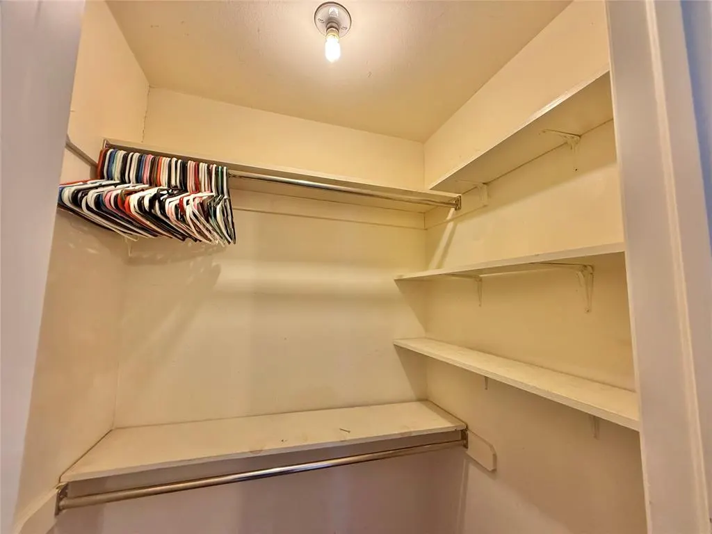 Photo 25 — 17 Oak Hill Road, Shawnee, OK 74804