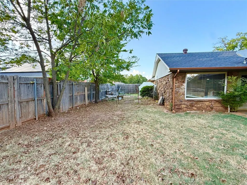 Photo 29 — 17 Oak Hill Road, Shawnee, OK 74804