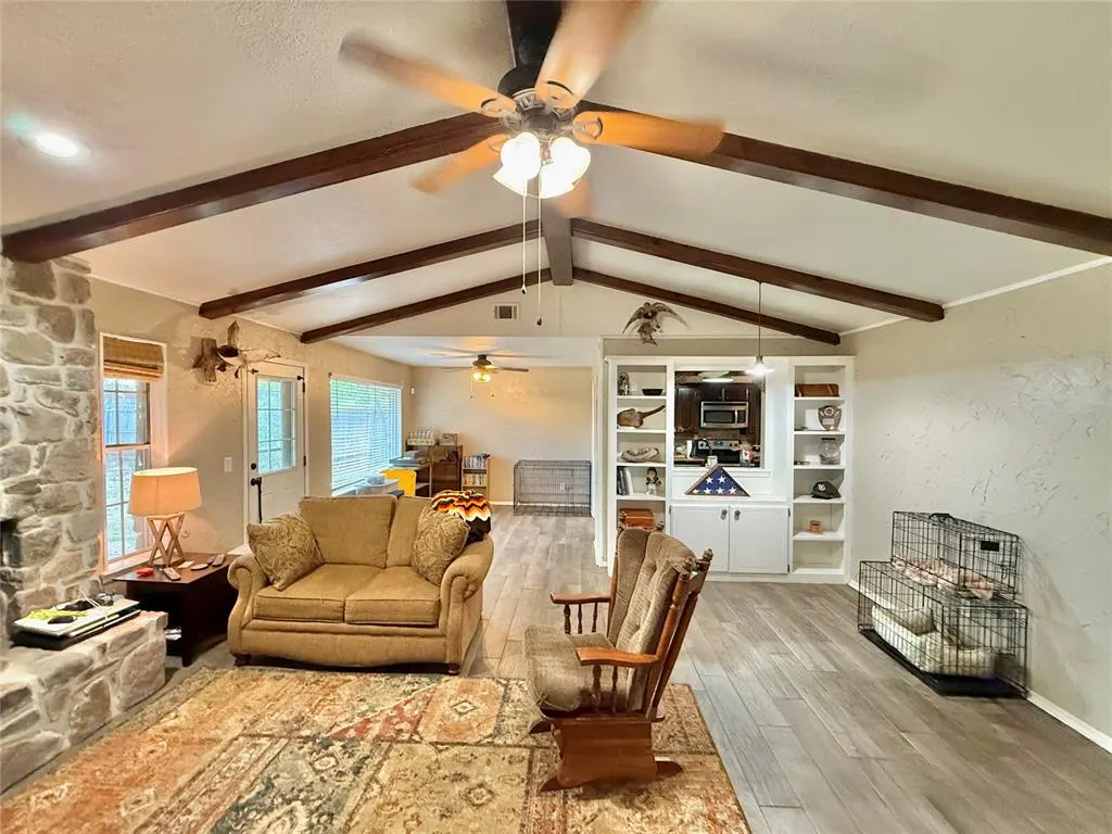 Photo 3 — 17 Oak Hill Road, Shawnee, OK 74804
