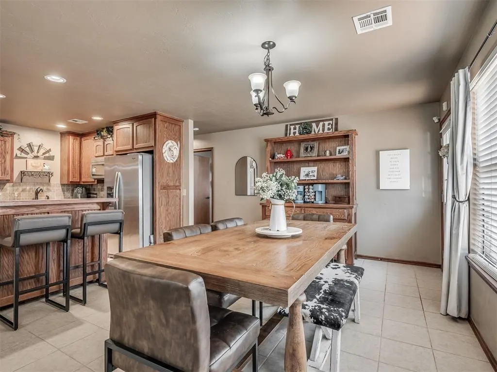 Photo 17 — 958 Cotswold Court, Blanchard, OK 73010