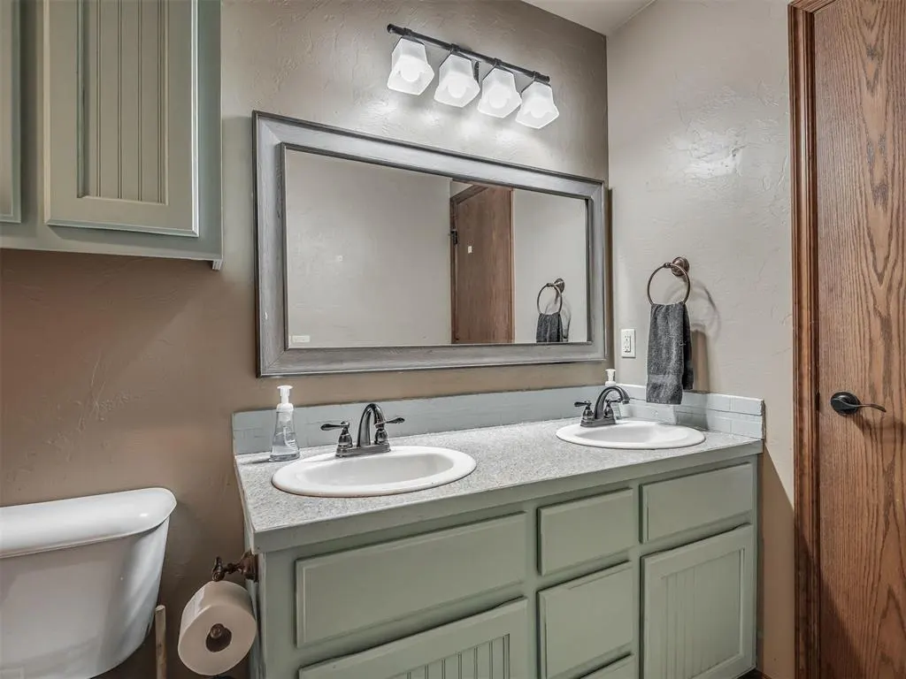 Photo 23 — 958 Cotswold Court, Blanchard, OK 73010