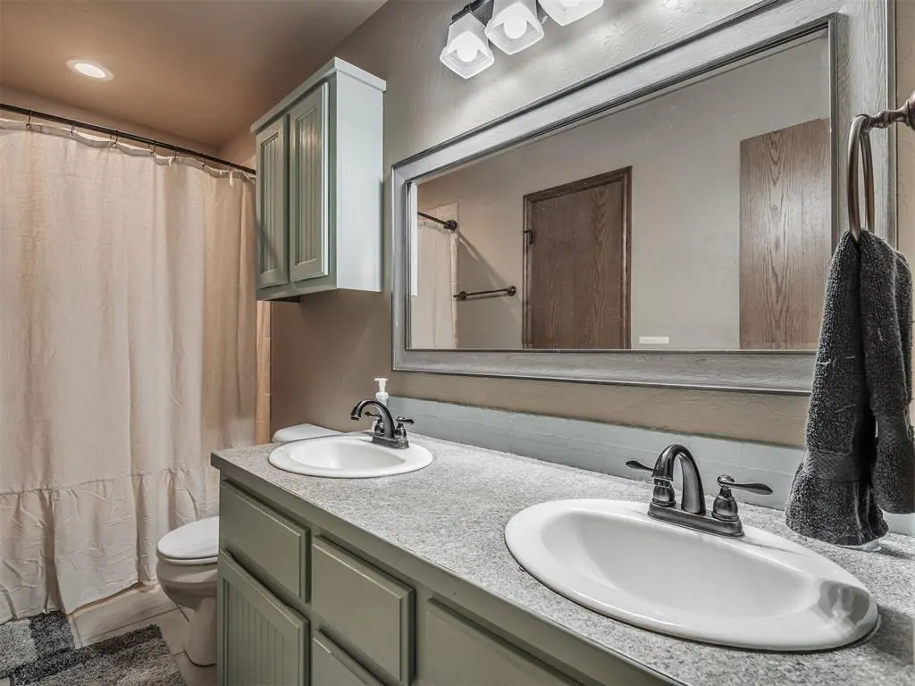 Photo 25 — 958 Cotswold Court, Blanchard, OK 73010