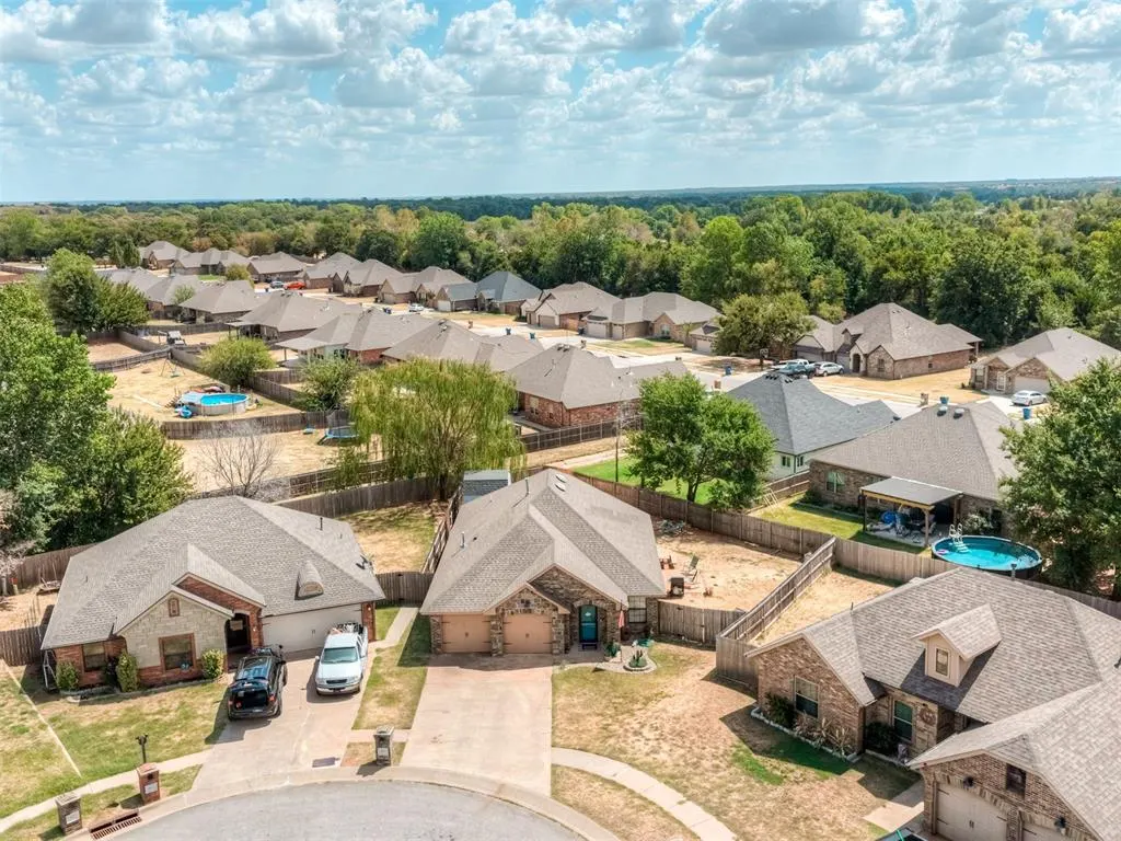 Photo 36 — 958 Cotswold Court, Blanchard, OK 73010