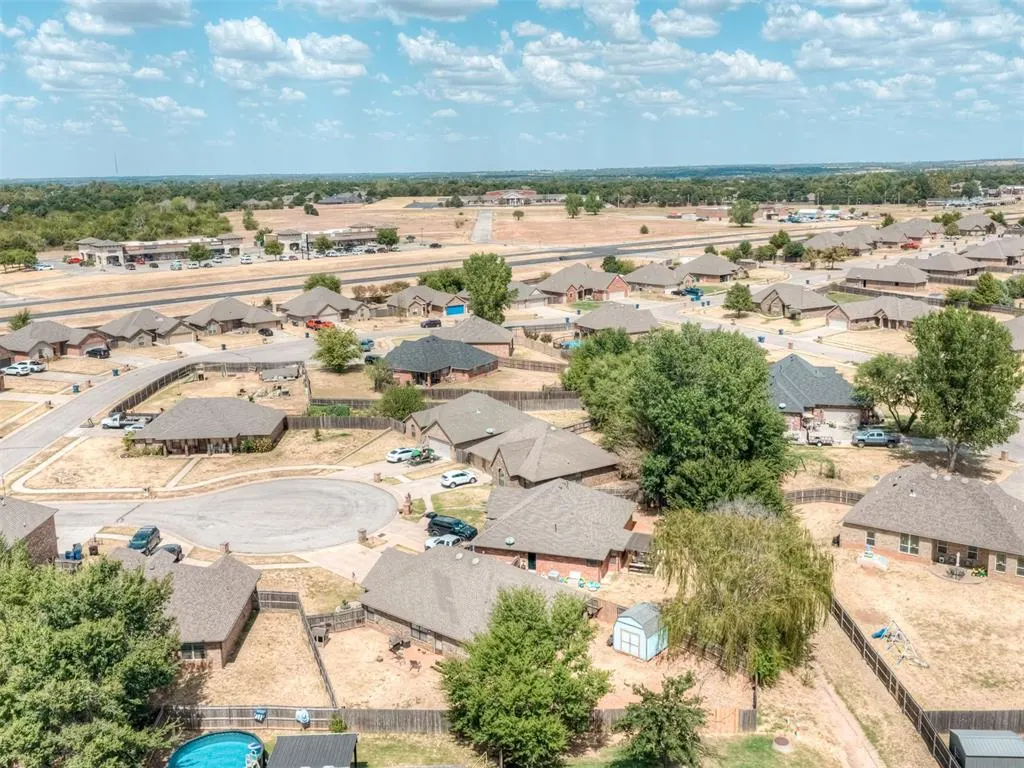 Photo 40 — 958 Cotswold Court, Blanchard, OK 73010
