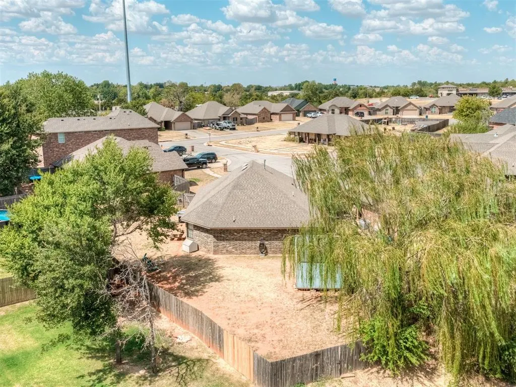 Photo 42 — 958 Cotswold Court, Blanchard, OK 73010