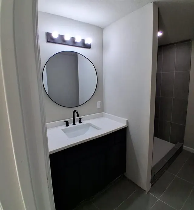 Photo 8 — 6121 W 40th Street, Tulsa, OK 74107