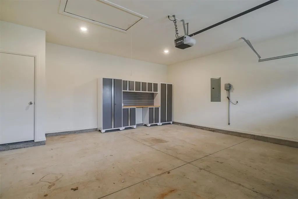 Photo 42 — 1701 Historical Avenue, Edmond, OK 73034