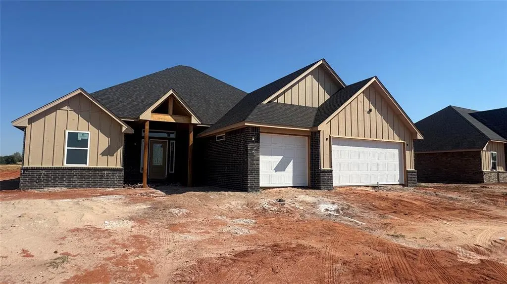 Photo 3 — 2416 Bear Creek Circle, Blanchard, OK 73010