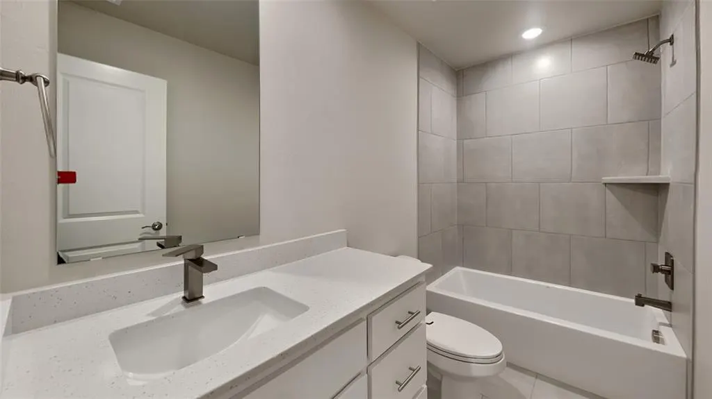 Photo 13 — 9101 NW 127th Terrace, Yukon, OK 73099