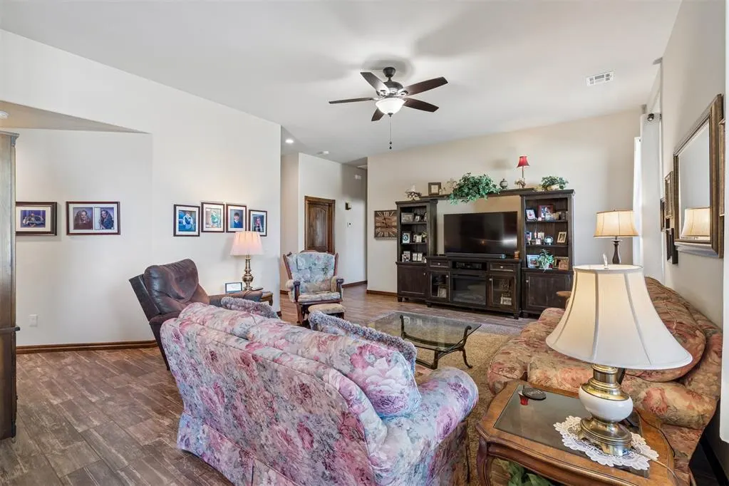 Photo 16 — 1380 County Street 2965 Street, Blanchard, OK 73010
