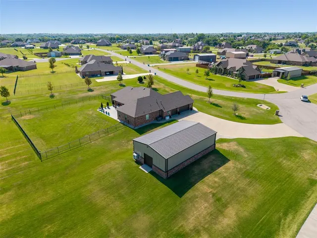 Photo 7 — 7135 Buck Drive, Tuttle, OK 73089