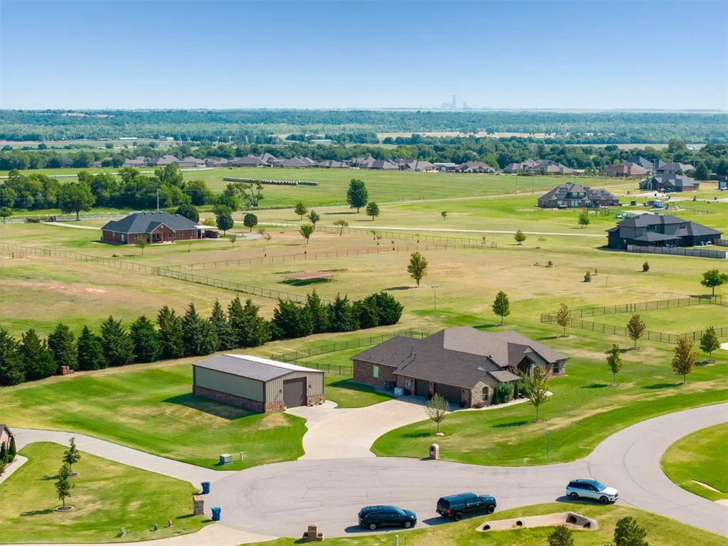 Photo 8 — 7135 Buck Drive, Tuttle, OK 73089