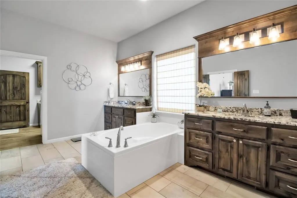 Photo 27 — 7135 Buck Drive, Tuttle, OK 73089