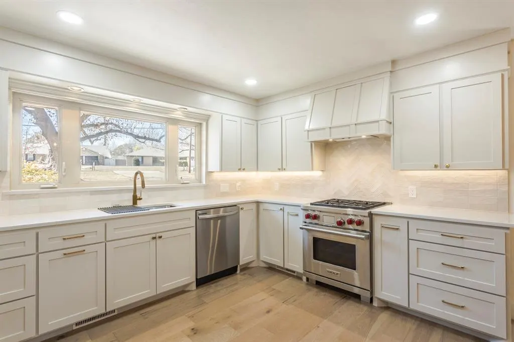 Photo 7 — 2717 S Berry Road, Norman, OK 73072