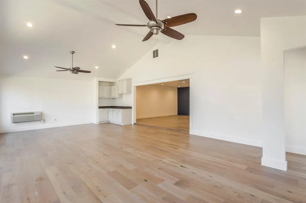 Photo 18 — 2717 S Berry Road, Norman, OK 73072