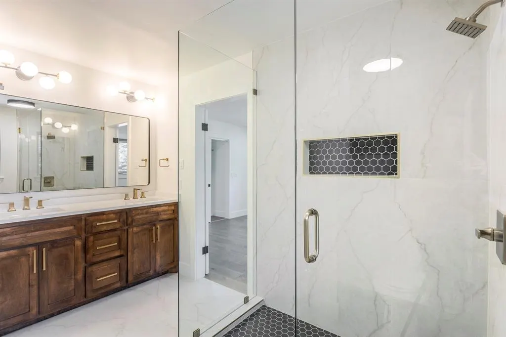 Photo 23 — 2717 S Berry Road, Norman, OK 73072