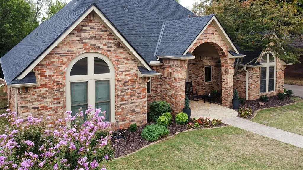 Front exterior — 304 Timberdale Terrace, Edmond, OK 73034