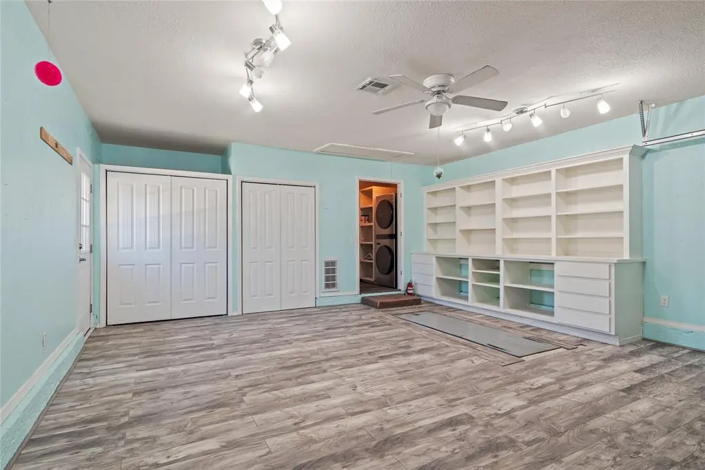 Photo 14 — 1821 W Cedar Ridge Drive, Mustang, OK 73064