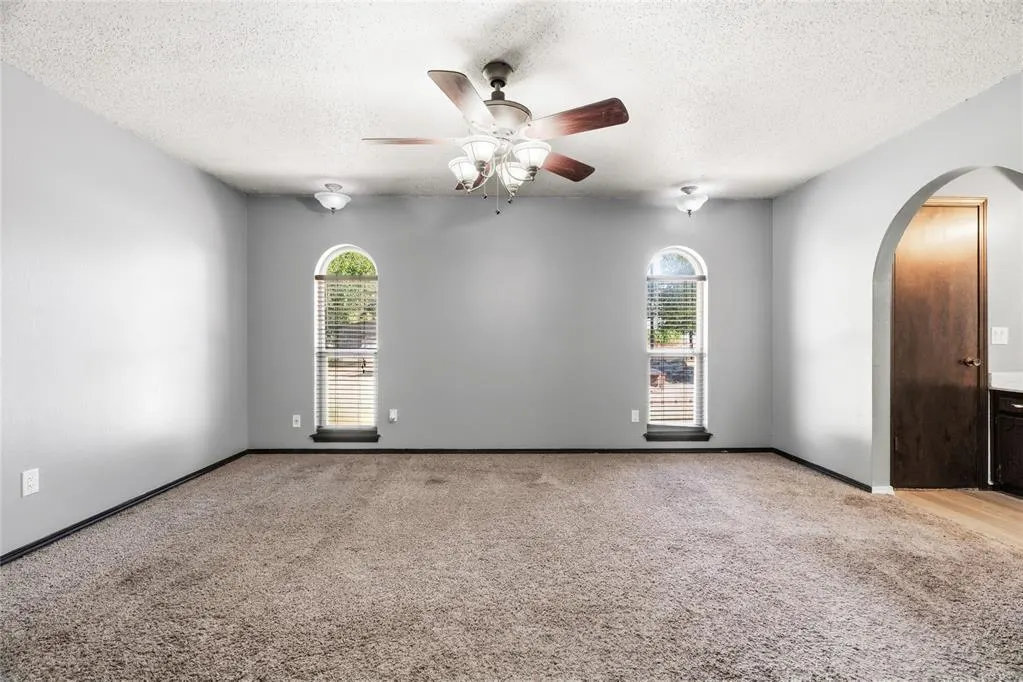 Photo 21 — 1821 W Cedar Ridge Drive, Mustang, OK 73064