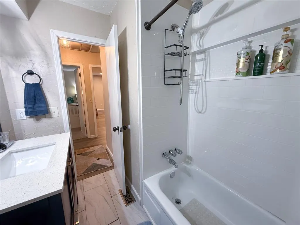 Photo 42 — 2112 Oakvista Circle, Norman, OK 73071