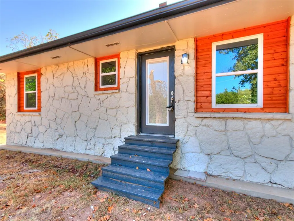 Photo 2 — 10200 Puppet Alley, Jones, OK 73049