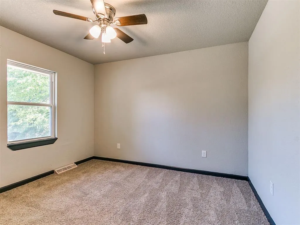 Photo 17 — 10200 Puppet Alley, Jones, OK 73049