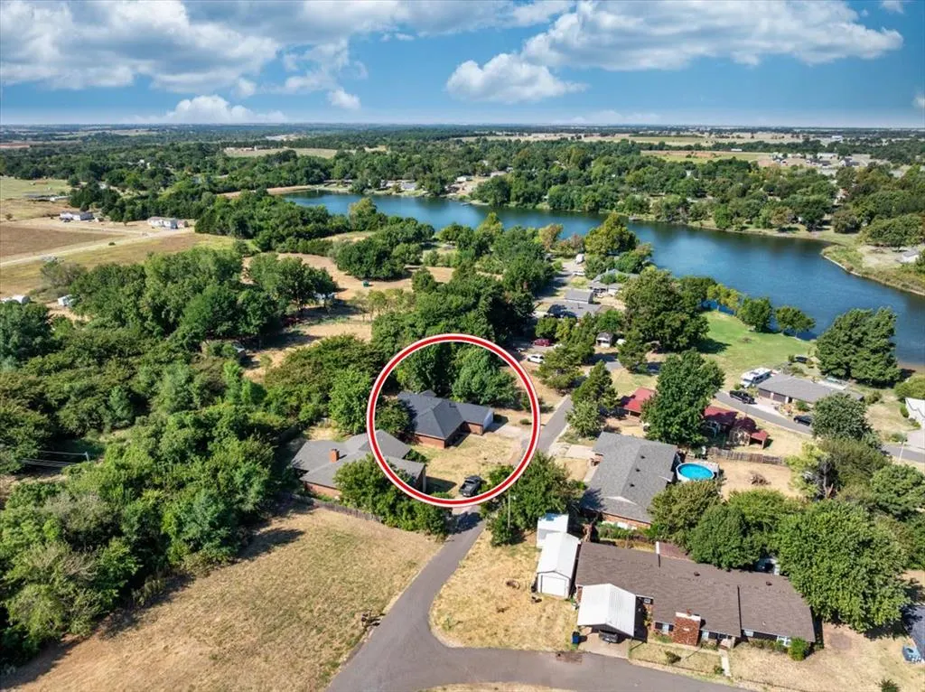 Front exterior — 13605 Jacqueline Drive, Crescent, OK 73028