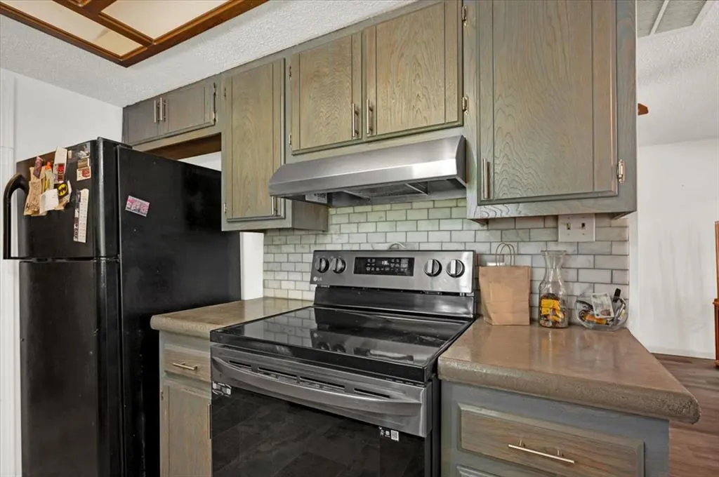 Photo 12 — 13605 Jacqueline Drive, Crescent, OK 73028