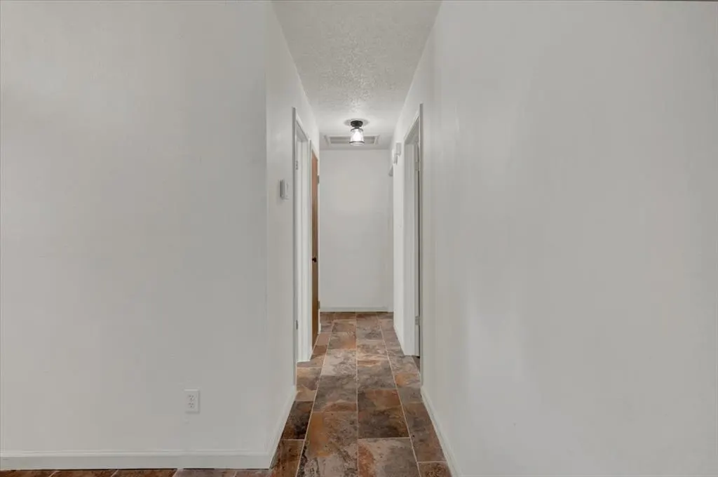 Photo 16 — 13605 Jacqueline Drive, Crescent, OK 73028