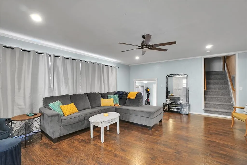 Photo 8 — 110 E Hillcrest Lane, Hobart, OK 73651