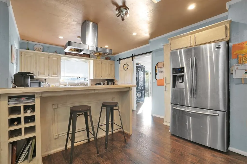 Photo 12 — 110 E Hillcrest Lane, Hobart, OK 73651