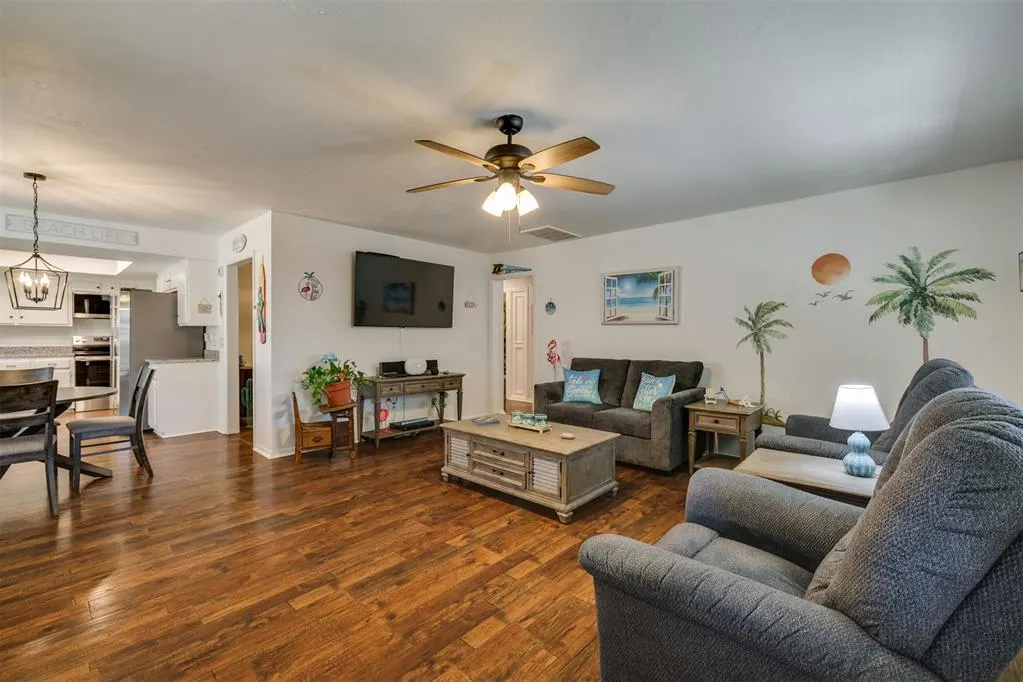Photo 11 — 11613 Shasta Lane, Oklahoma City, OK 73162