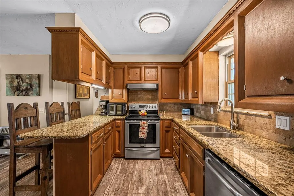 Photo 5 — 30110 County Road 1240 Road, Pocasset, OK 73079